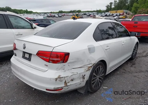 2015 Volkswagen Jetta 1.8T Sport из США, поврежденный, VIN 3VWD17AJ2FM203795